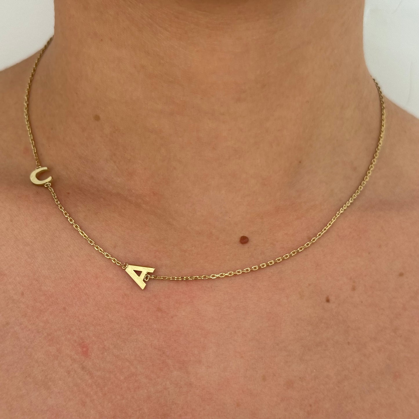 Collar Doble Inicial Oro 9k