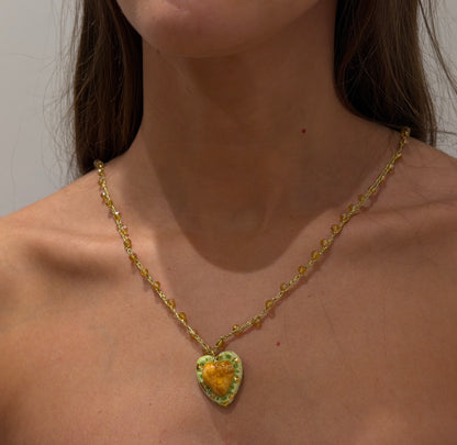 Collar Corazón Naranja y Verde