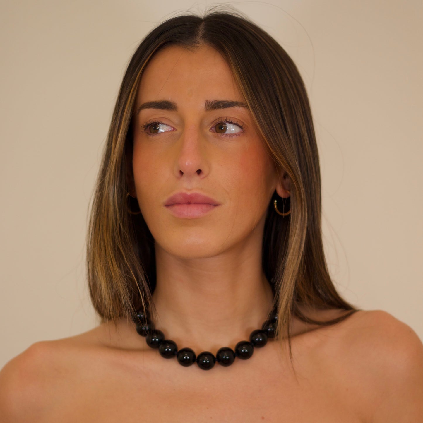 Noir Dots Necklace