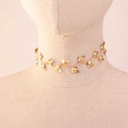 Chocker Hojas Doradas